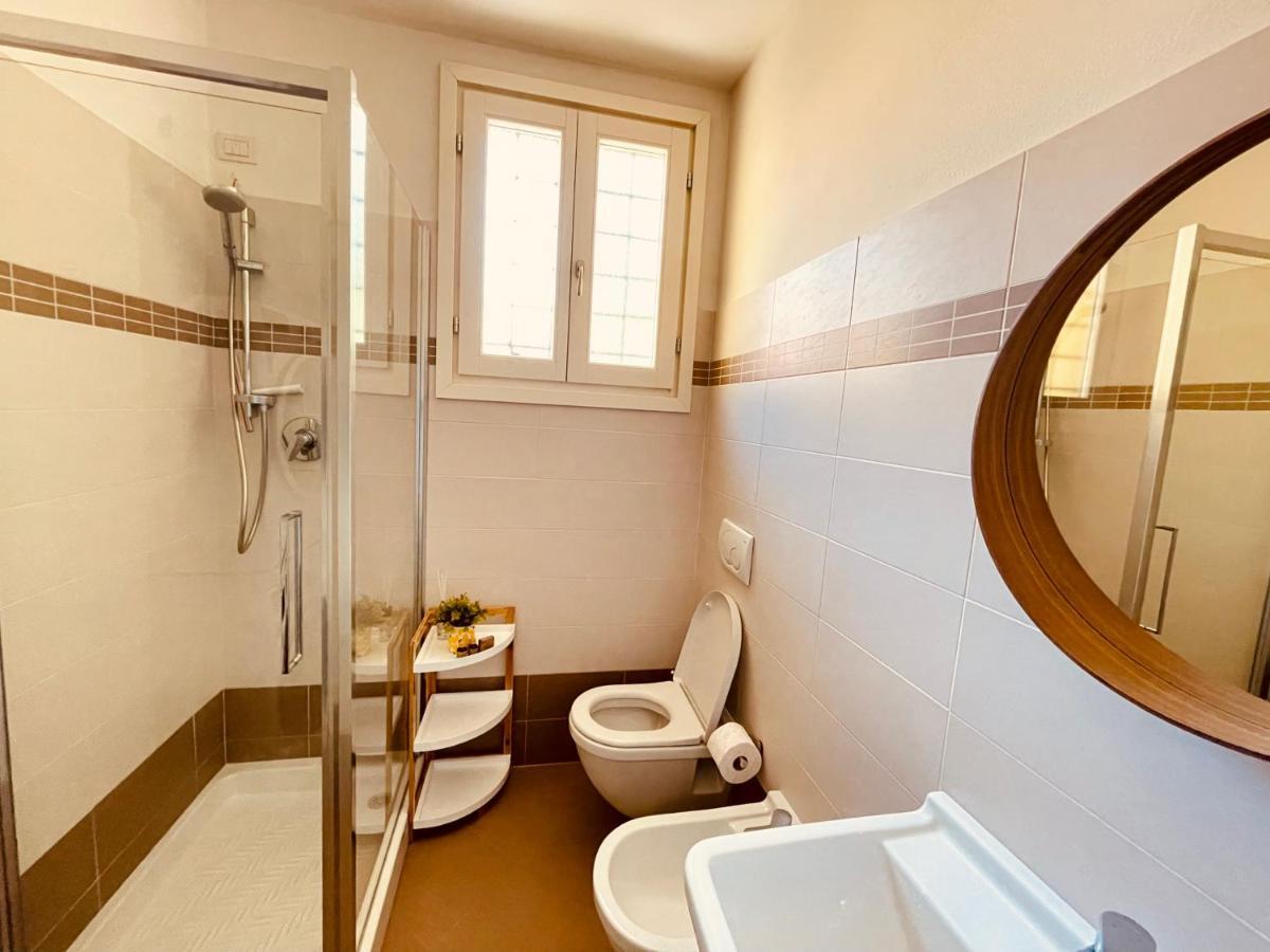 Lago Villa Zen - Apartment With Jacuzzi, Panoramic Views Лено Екстериор снимка